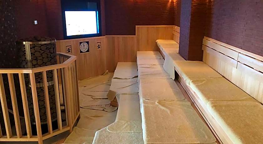 Kawaramachi Gion Onsen Golden Time Takamatsu (Male Only)