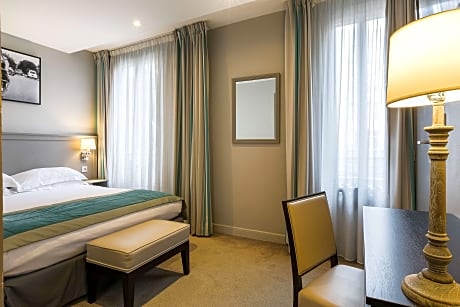 1 King Bed, Superior Room, Twin Beds On Request