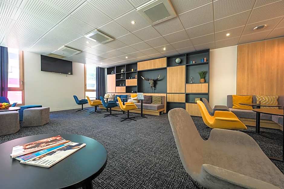 Néméa Appart Hotel Résidence So Cloud