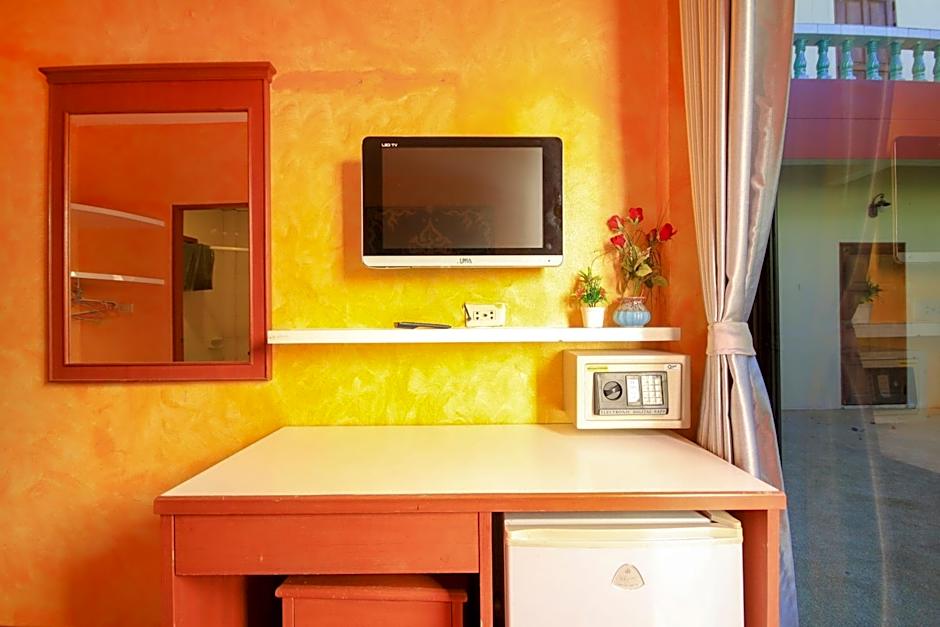 Ban Elephant Blanc Apartment