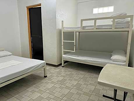 Standard - 1 Double Bed with Garden View