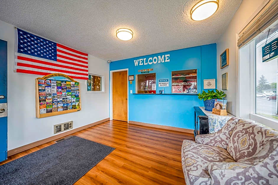 Royal Gateway Motel by OYO