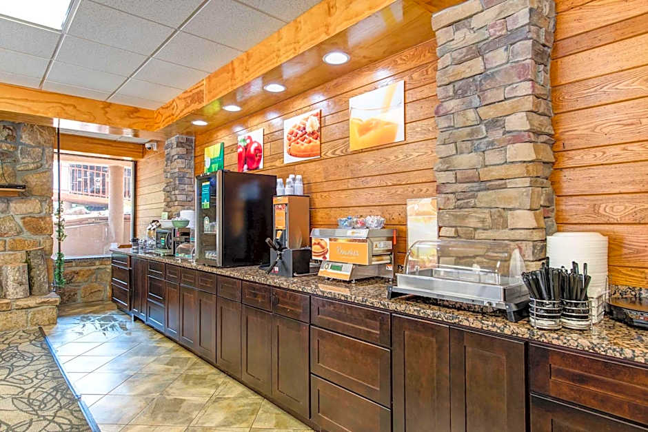 Quality Inn Creekside Gatlinburg