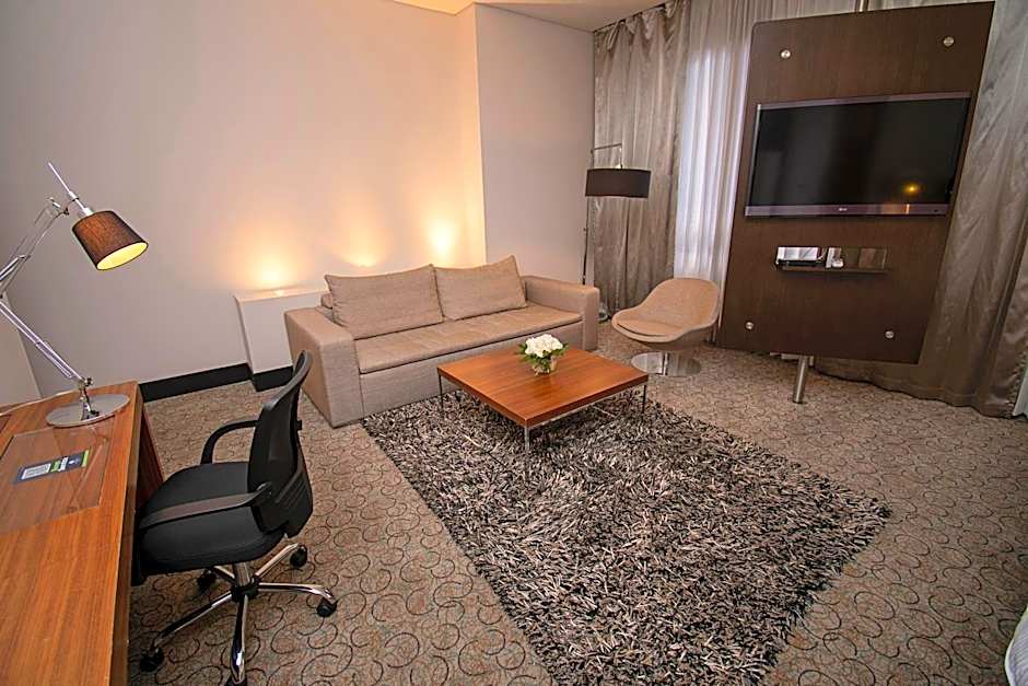 DoubleTree by Hilton Bogota - Parque 93