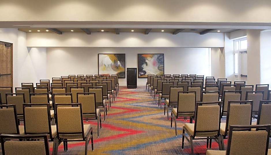 Hilton Santa Fe Historic Plaza