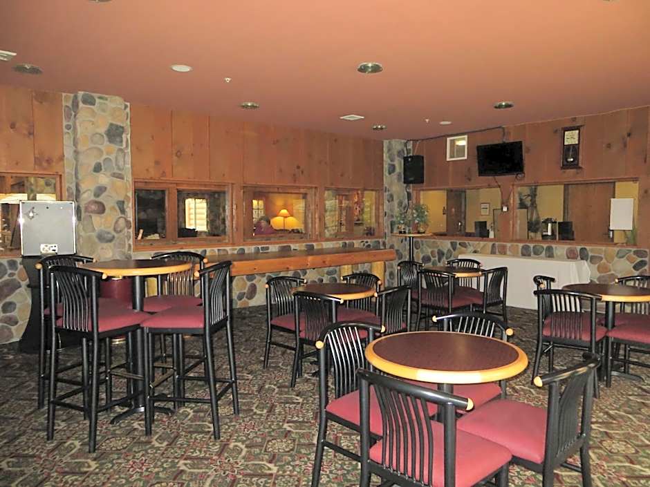 Cranberry Country Lodge