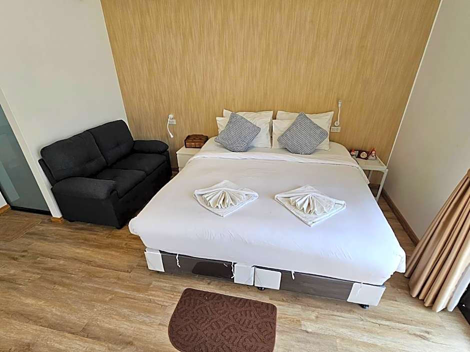 Photo 1 of 16 of Villa