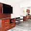 Comfort Suites Southfield/Detroit