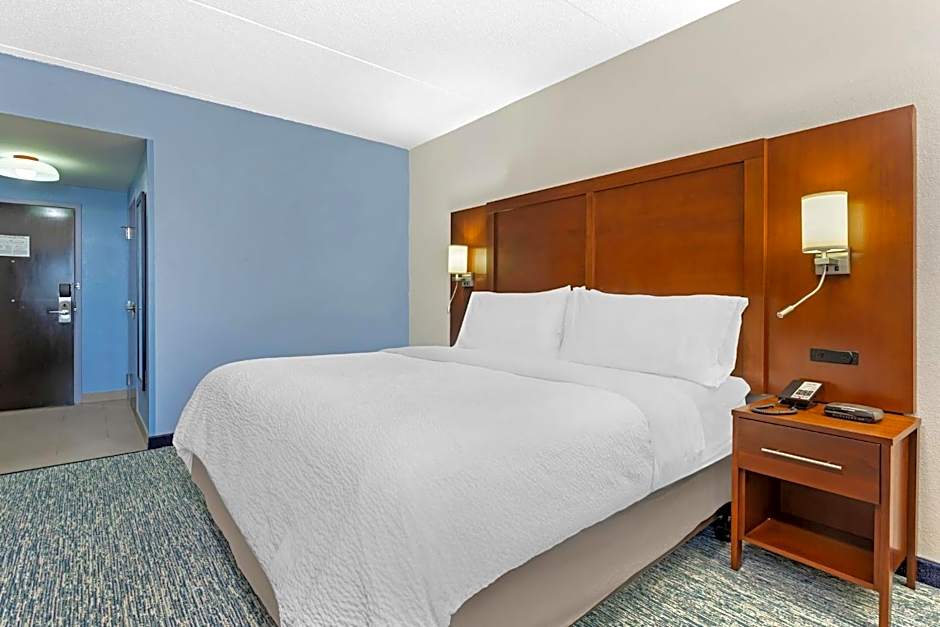 Garner Hotel Warren Northwest