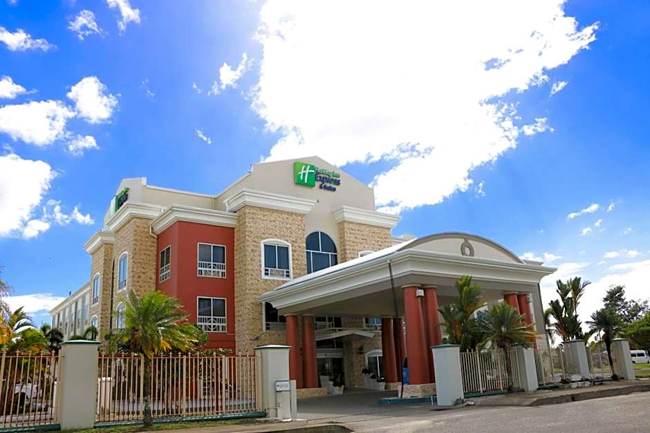 Holiday Inn Express Trincity By IHG