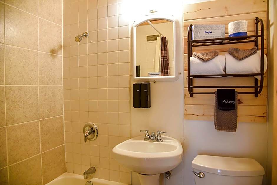 Alpine Lodge Red River