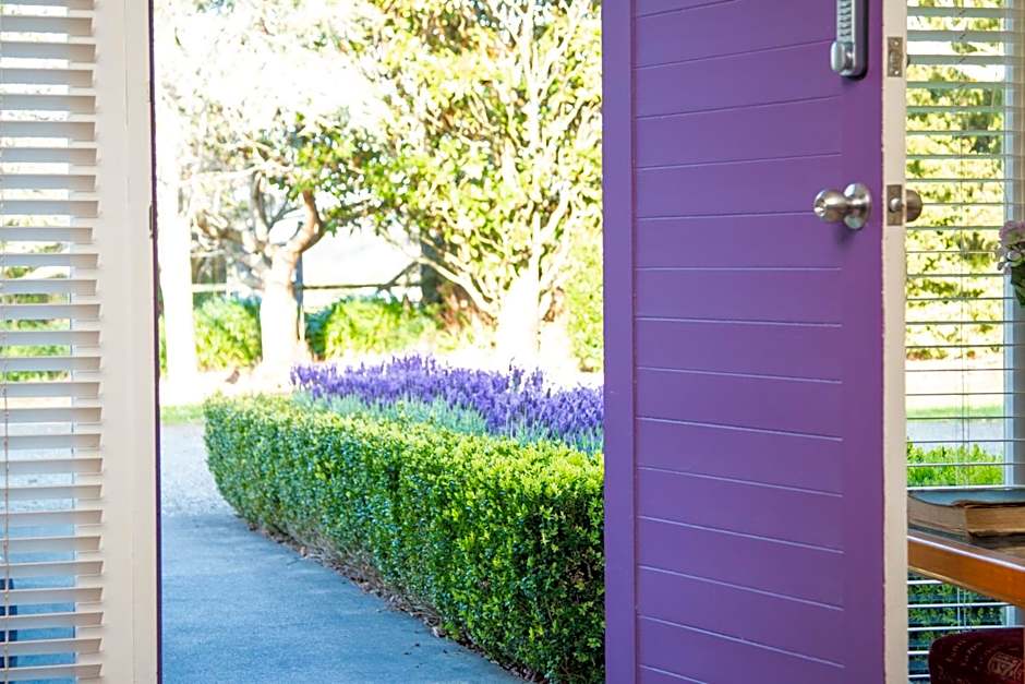 Maxwell's Guest House and Tiny Home