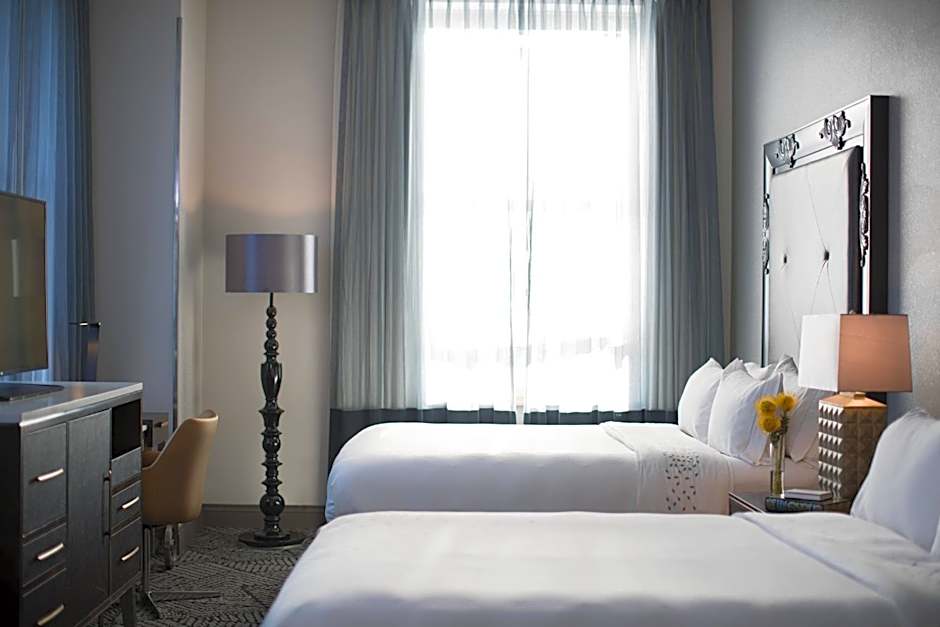 Renaissance by Marriott Pittsburgh Hotel