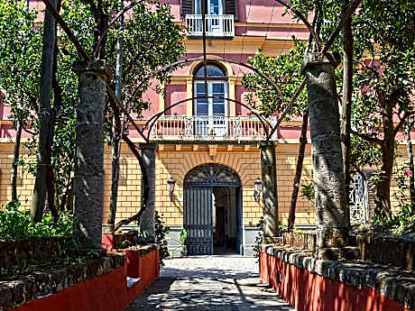 The Secret Garden Relais