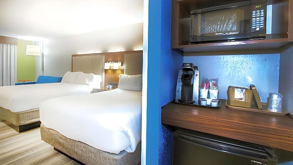 Holiday Inn Express Hotel & Suites Magnolia Lake Columbia By IHG