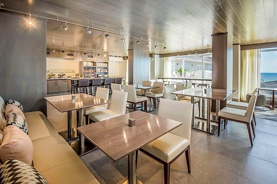 Hilton Pensacola Beach Gulf Front