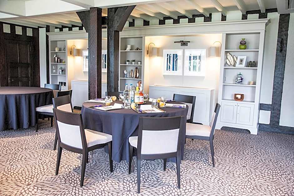 Hogarths Stone Manor