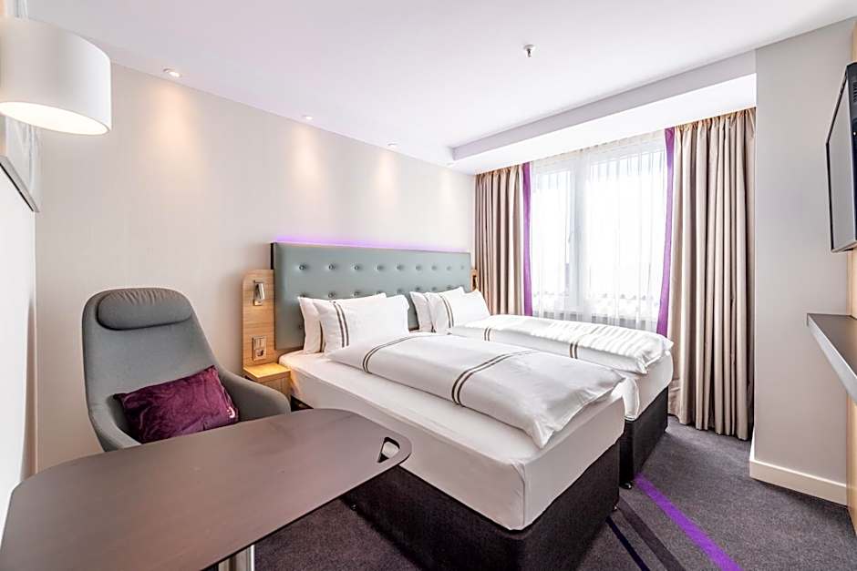 Premier Inn Koln City Sud