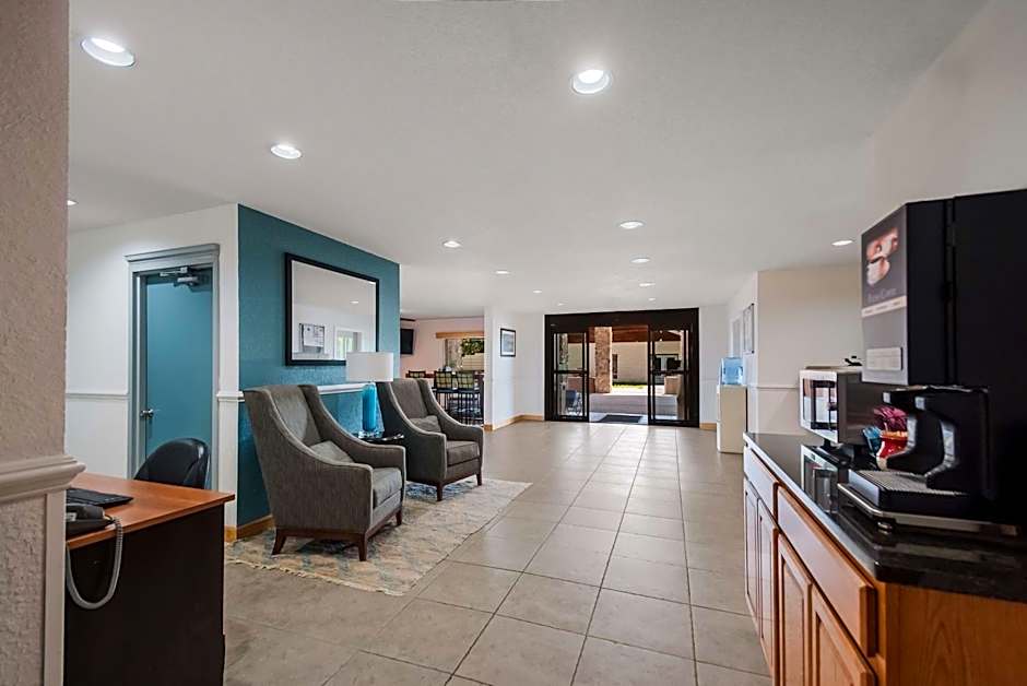 SureStay Plus Hotel by Best Western Berkeley Springs