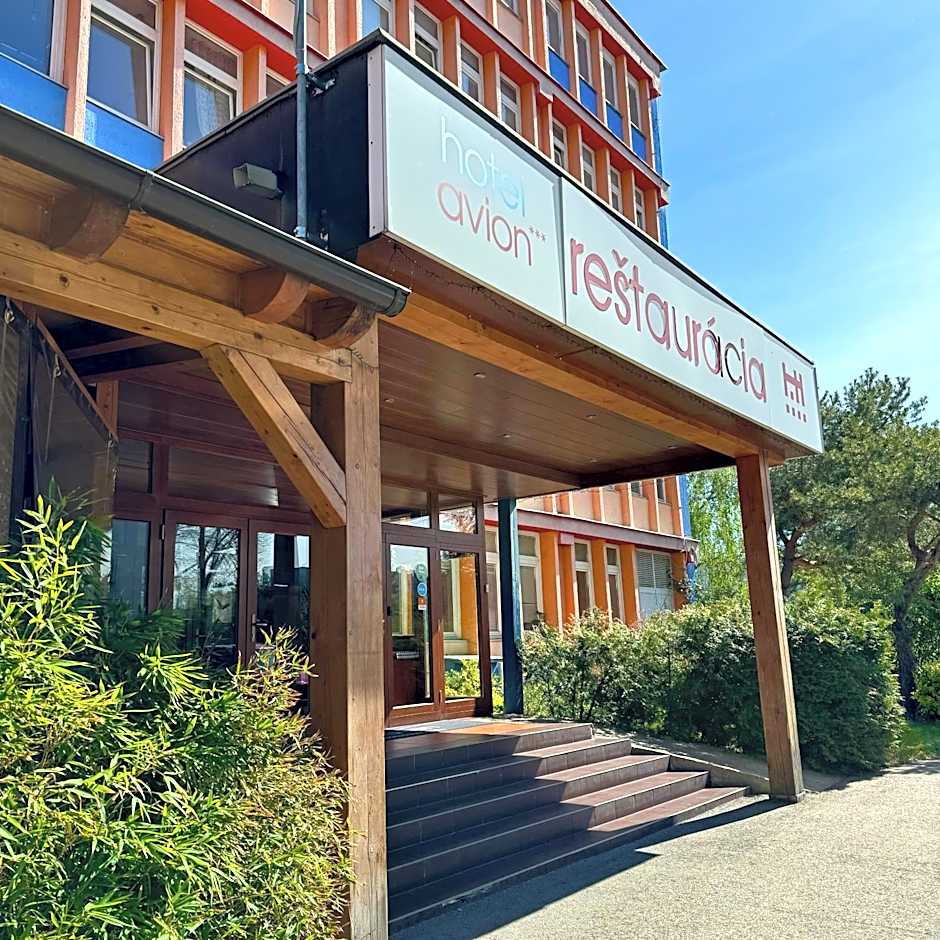 Hotel Avion