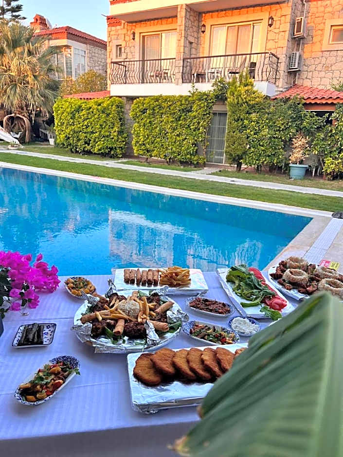 Kemerlihan Deluxe Hotel