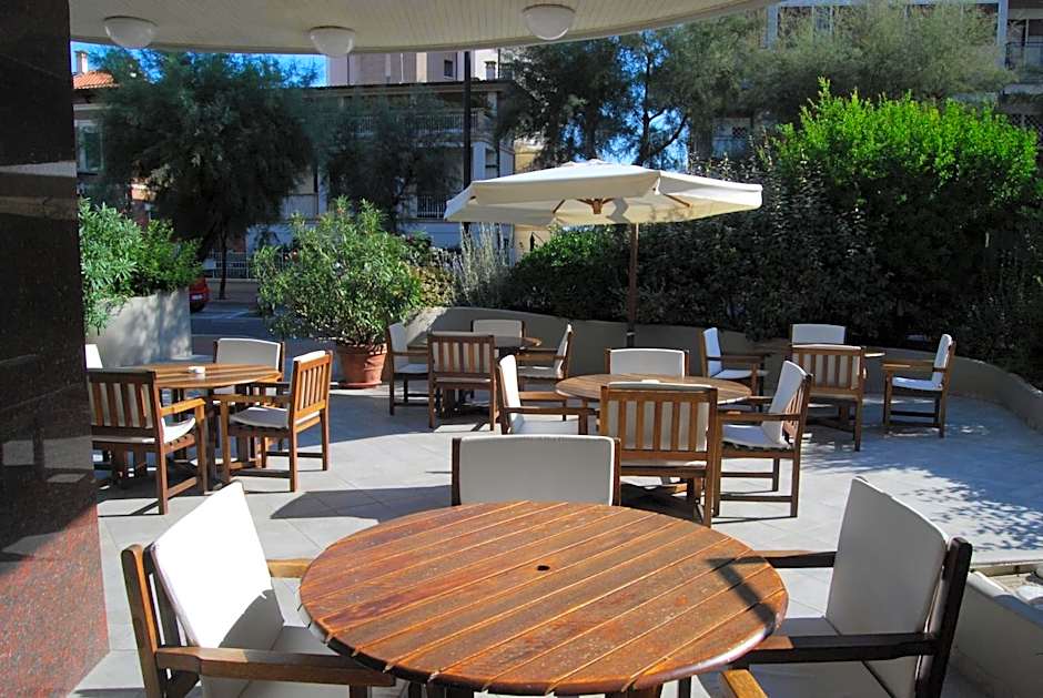Hotel Caravelle