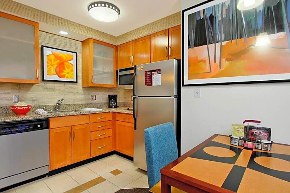 Residence Inn by Marriott Phoenix Glendale Sports & Entertainment District