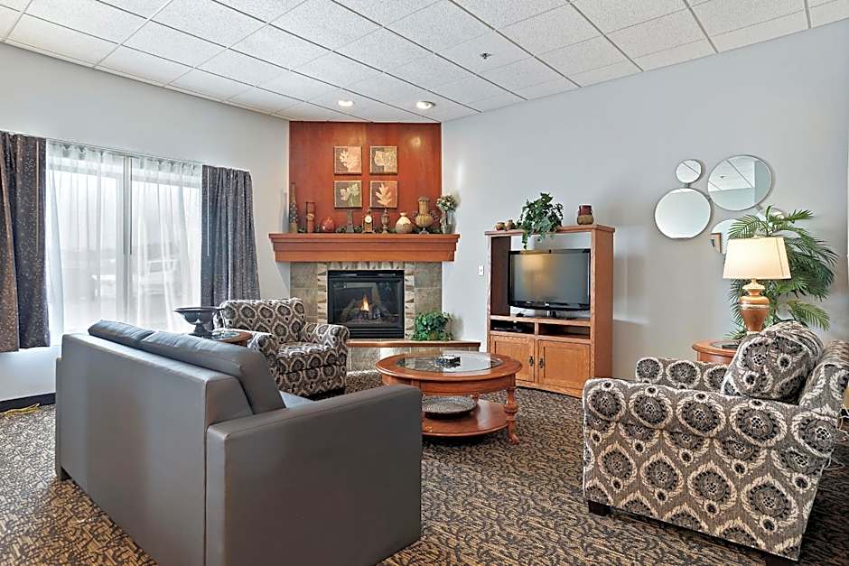 Elevation Inn & Suites, Trademark Collection by Wyndham