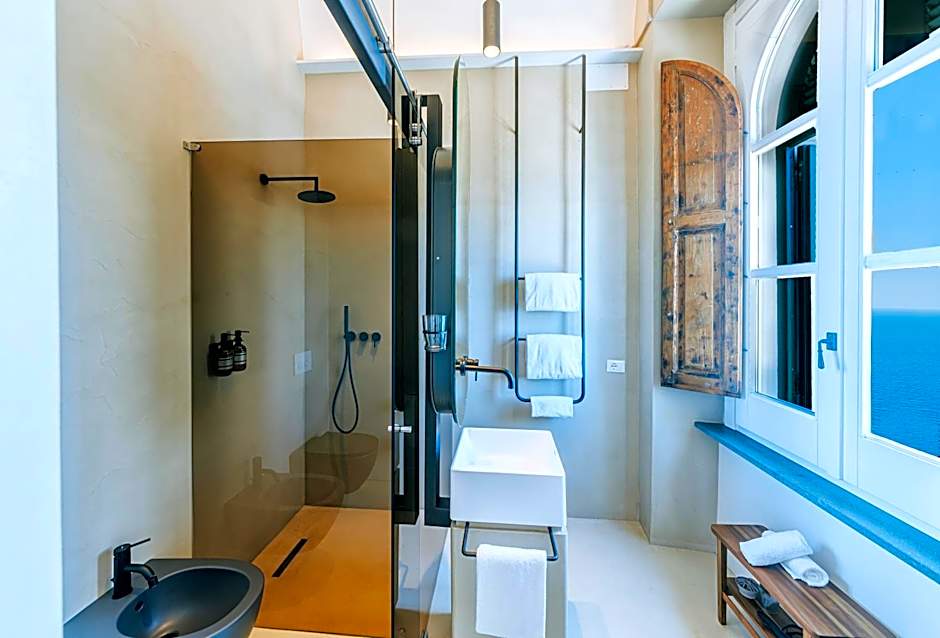 Faro Punta Imperatore