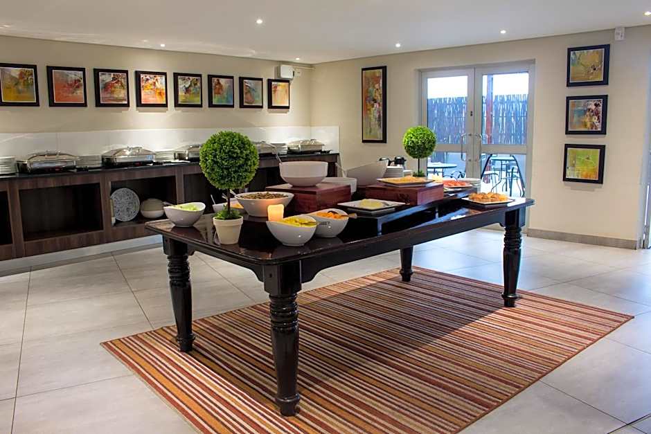 Hotel Savoy and Conference Centre