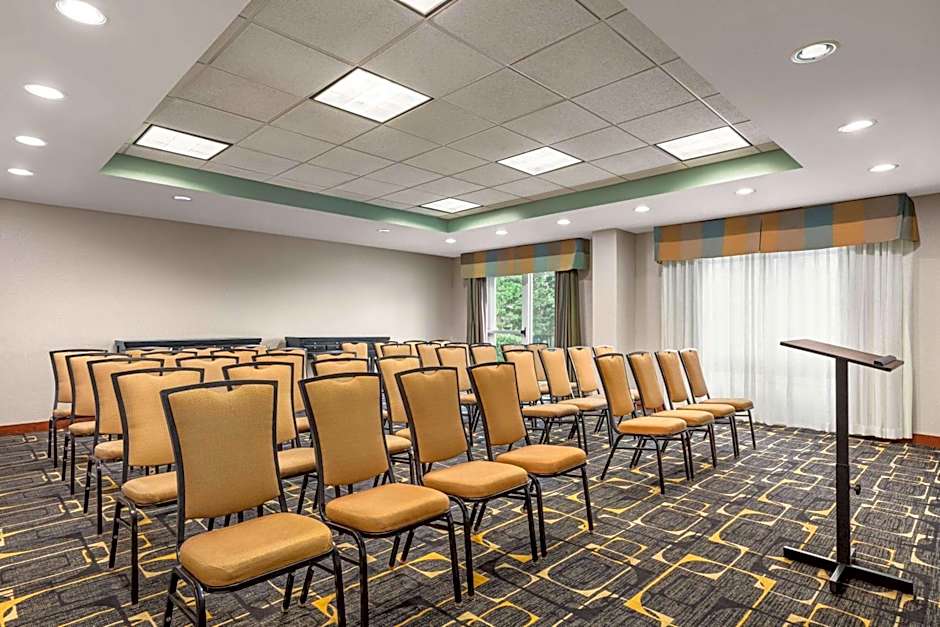 Wyndham Garden Duluth