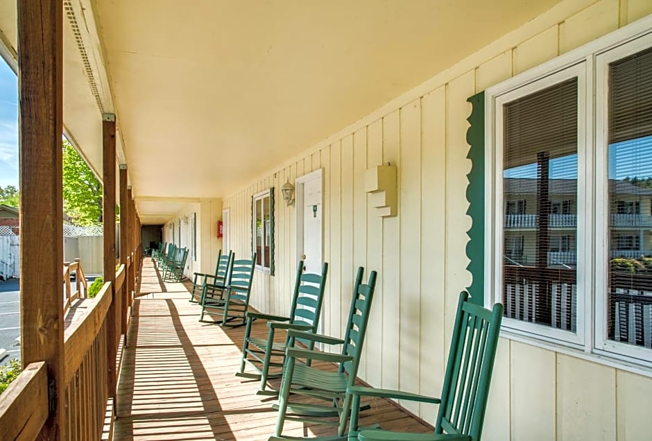Boxwood Lodge Blowing Rock near Boone-University