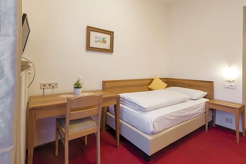 Single Room — 5 fotoğraftan 1. fotoğraf