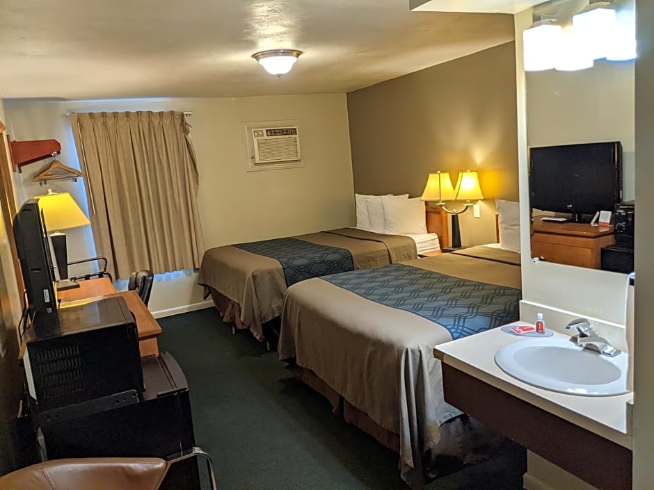 Photo 1 of 31 of Econostay