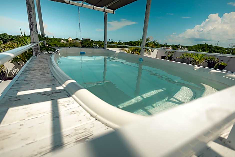 Puerto Morelos Hotel Las Palmas - Near the beach