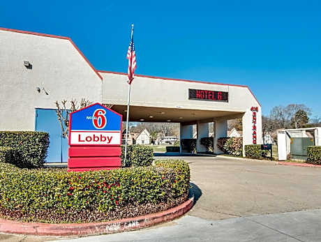 Motel 6-Longview, TX - North