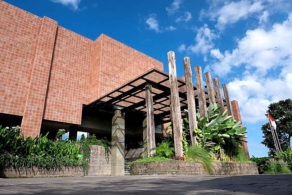 Swarga Suites Bali Berawa