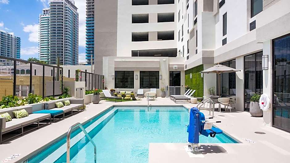 Hampton Inn By Hilton & Suites Miami Midtown, FL