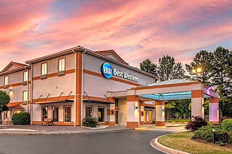 Best Western Carlton Suites