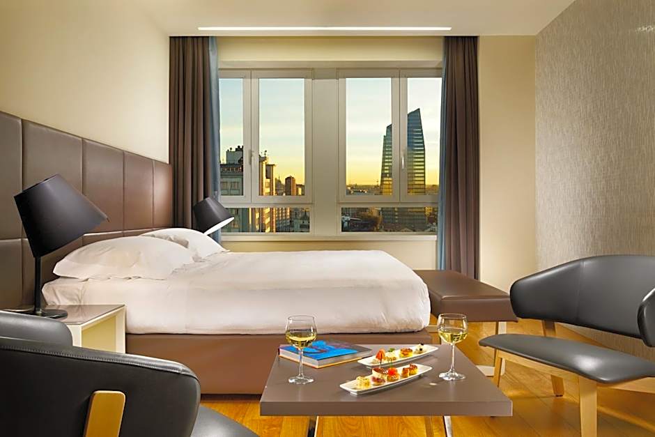 Una Hotel Century