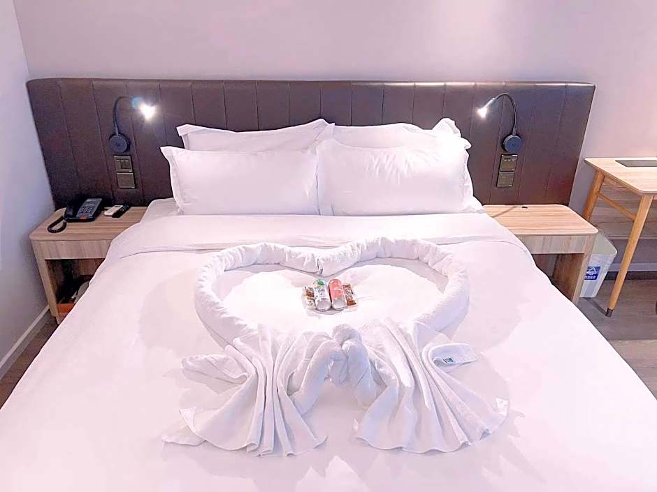 Hanting Premium Hotel Youjia Suzhou Guanqian Street