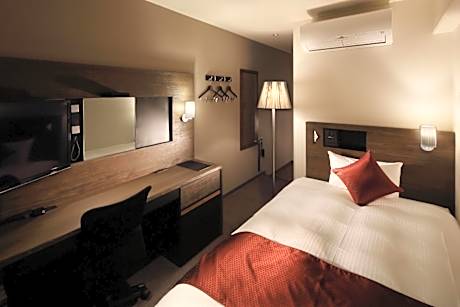 Single Room - Non-Smoking