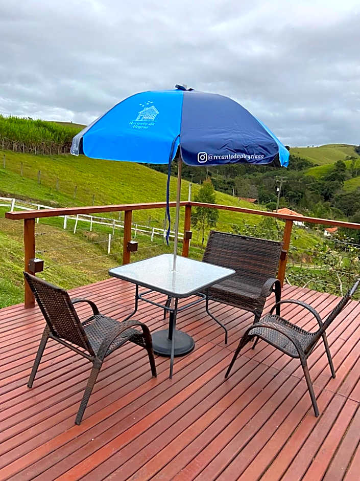 Recanto da Alegria - Casa em Cunha com Jacuzzi,Piscina,Rede,Churrasqueira,Lareira,Deck, Banco de coração