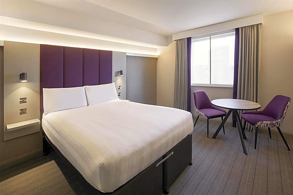 Premier Inn Belfast City Cathedral Quarter
