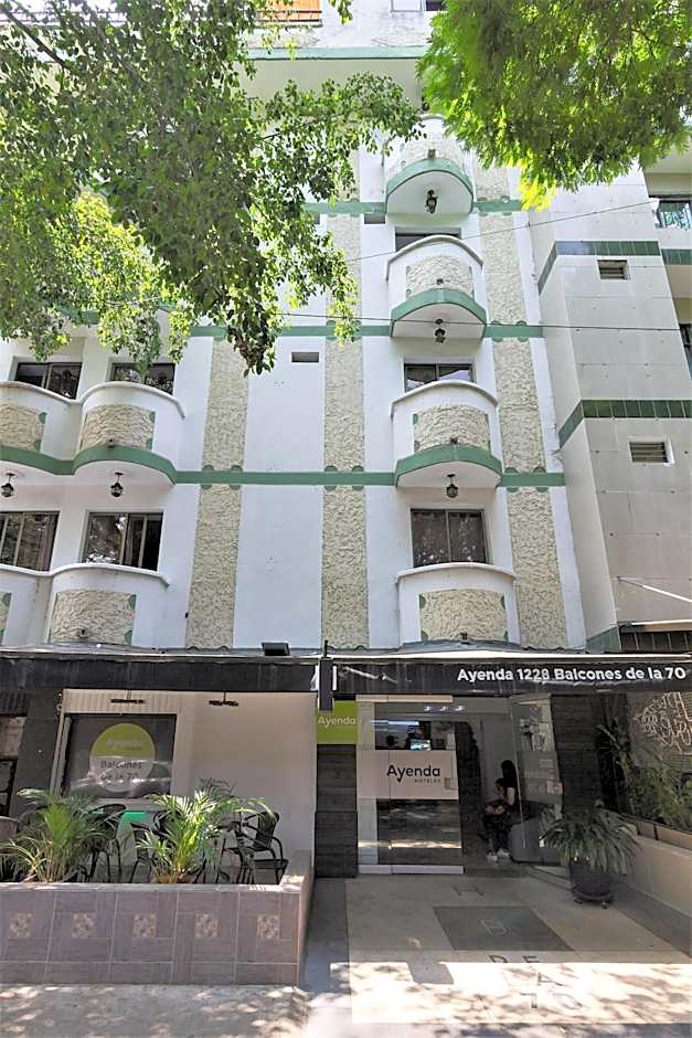 Ayenda 1228 Balcones de la 70