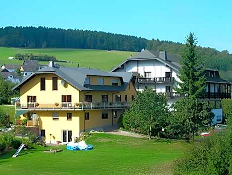 Waldhotel