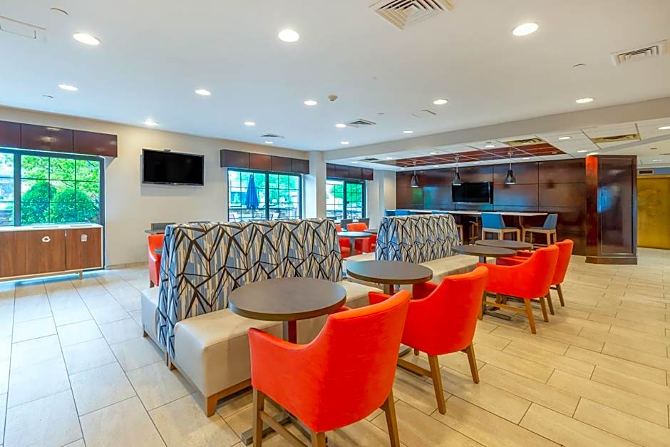 Holiday Inn Express Bensalem By IHG