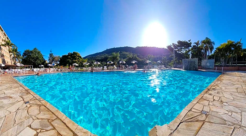 Flat 206 Hotel Cavalinho Branco (3 piscinas, elevador, sauna)