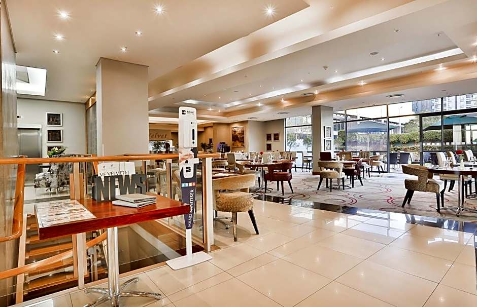 Holiday Inn Johannesburg-Rosebank By IHG