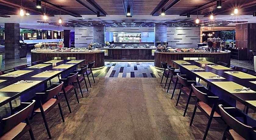 Mercure Bali Legian Hotel